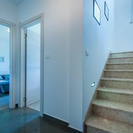 別荘 Topid Barbići